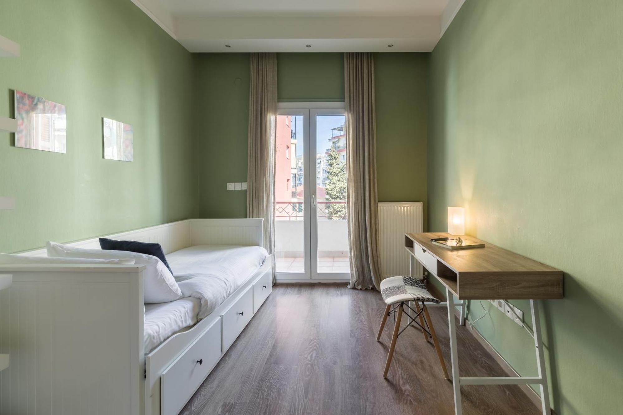 Danae By Halu! 2-Bedroom Apartment In The Center Thessaloniki Exterior photo